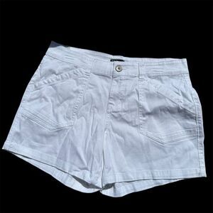 Supplies by Unionbay Women's High Waisted White Shorts Size 10 Casual